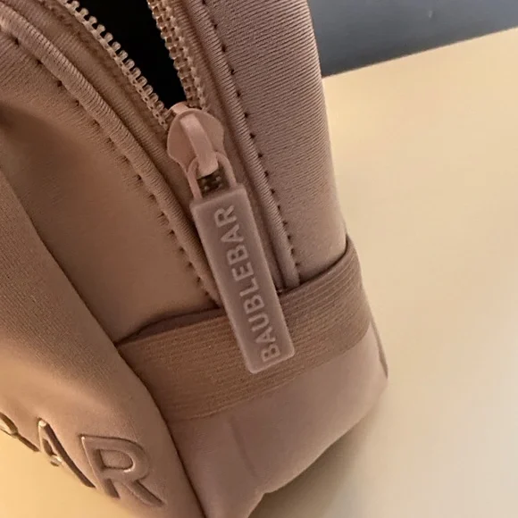 BAUBLEBAR Take It Away Storage Pouch - Mauve - Picture 4 of 4